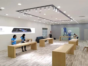 CHÍNH THỨC: BKAV mở showroom trải nghiệm, người dùng đã có thể "sờ tận tay" Bphone 3