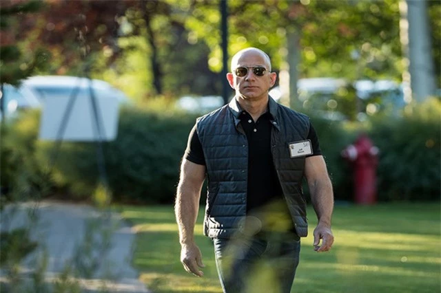 Jeff Bezos tích cực đầu tư vào những startup tiềm năng, mang lại lợi ích cho môi trường.