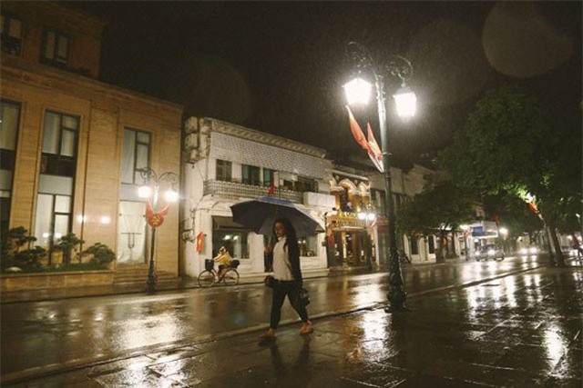 DỰ BÁO THỜI TIẾT 9/10: Tối nay Hà Nội bắt đầu mưa lạnh