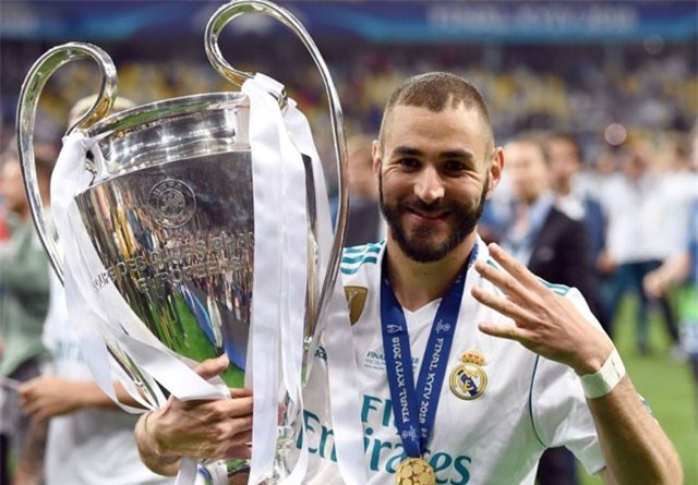 Benzema là ứng viên Quả bóng Vàng 2018: Trò lố của France Football