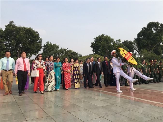 Kỷ niệm Ngày Doanh nhân Việt Nam: VINASME dâng hương tưởng nhớ các Anh hùng liệt sĩ