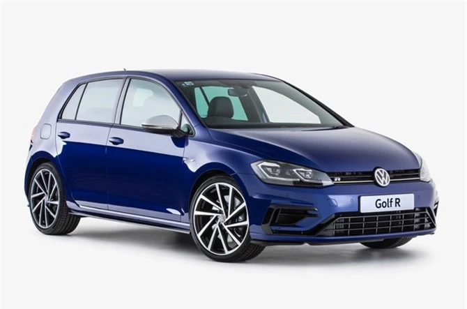 9. Volkswagen Golf R 2019 (giá khởi điểm: 42.065 USD).