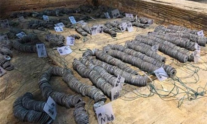 Bí ẩn trong ngôi mộ hoàng đế hoang dâm bậc nhất Trung Quốc