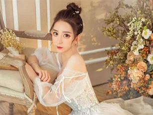 'Bồ xấu nhất' của Trần Quán Hy lột xác, yêu toàn đại gia