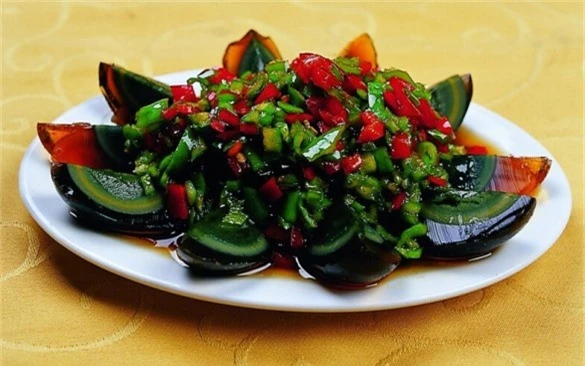 nhung mon an di nhat chau a khien du khach vua to mo, vua kinh hai hinh anh 1