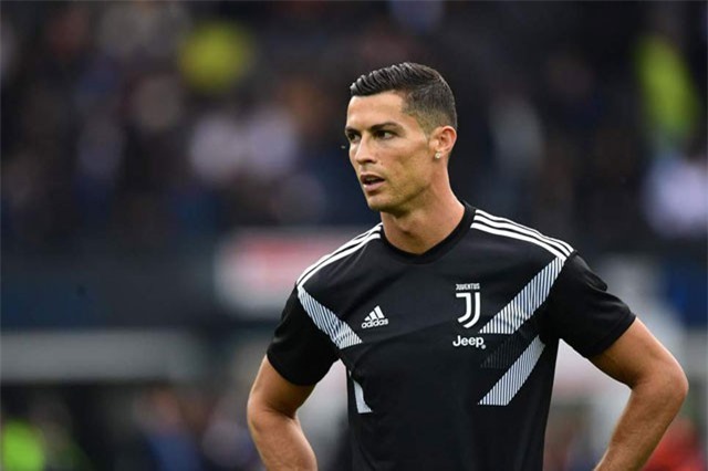 Ronaldo bị tố hiếp dâm: Nguy cơ lĩnh án tù 10 năm, Real ép "bịt miệng"