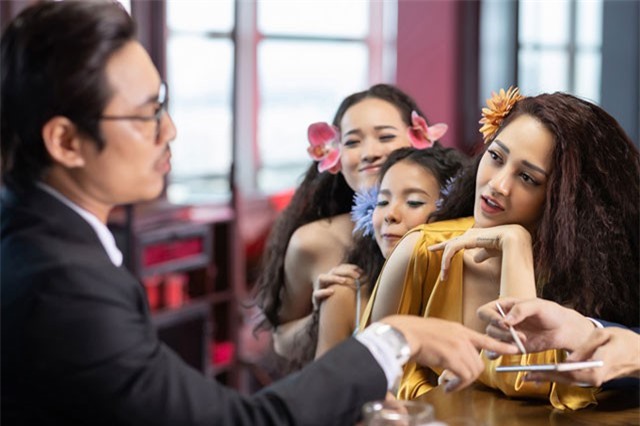 Kiều Minh Tuấn từ chối Bảo Anh để yêu búp bê