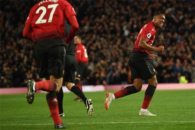 M.U vẫn vô đối ở châu Âu về... tiền tài trợ