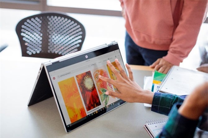 HP ra mắt laptop Pavilion x360 có khả năng xoay gập, pin 11 tiếng