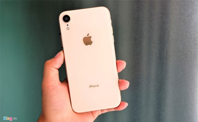 iPhone XR chưa mở bán nhưng hàng nhái đã xuất hiện tại Việt Nam