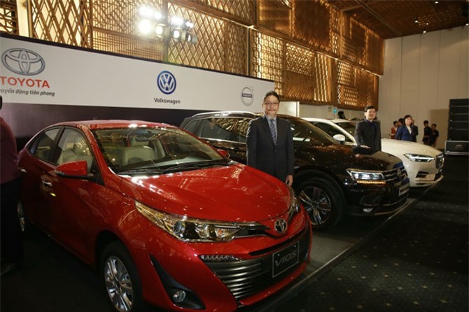 Gần 120 mẫu xe trưng bày tại triển lãm ô tô Việt Nam 2018