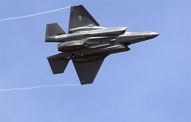 Mỹ 'đắp chiếu' toàn bộ siêu chiến cơ tối tân F-35