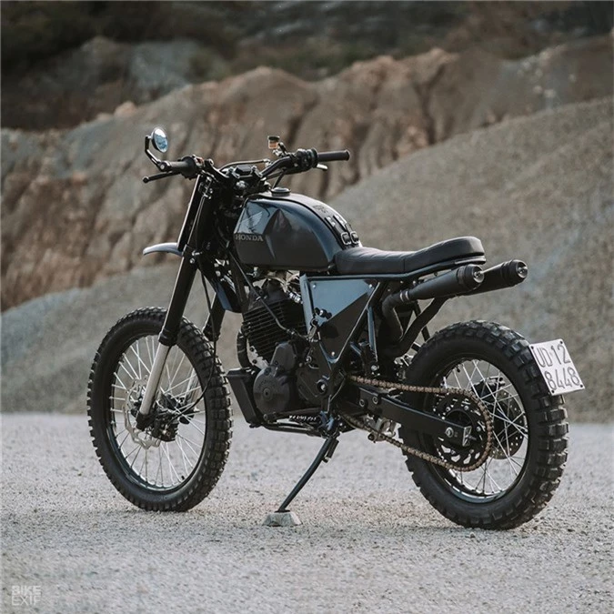 Chi tiet quai xe khu mo Honda NX 650 Scrambler hinh anh 3