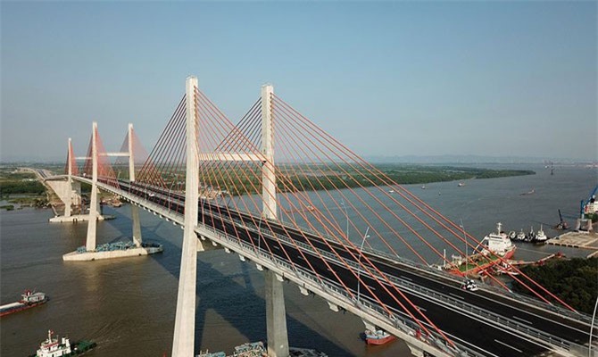 Chiêm ngưỡng cây cầu hơn 7.000 tỷ đồng nối liền Hải Phòng - Quảng Ninh
