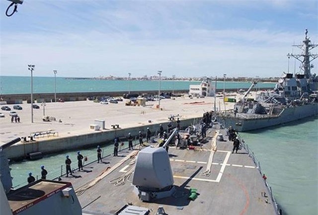 Mỹ đưa tàu chiến tới Israel: Hỗ trợ đồng minh ngăn chặn Iran