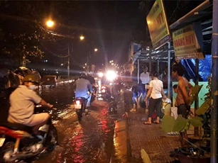Nam thanh niên bị truy sát đến chết trong đêm ở TP.HCM