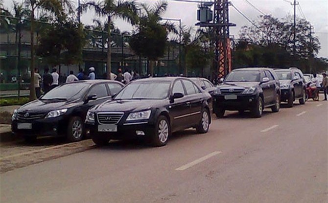 Quảng Bình: Sắm ô tô để đi... ăn sáng