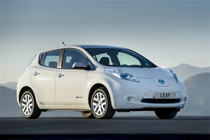 1. Nissan Leaf. Mức rớt giá sau 5 năm sử dụng: 71,7%.