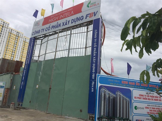 Dự án High Intela: Chưa xong móng đã... thu tiền cọc của khách