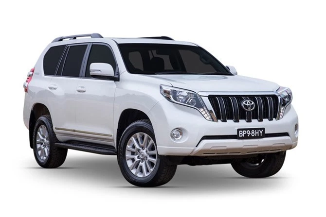 7. Toyota Land Cruiser Prado (doanh số: 34 chiếc).