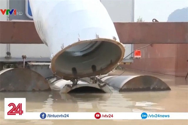 Clip: Số phận "long đong" của siêu máy bơm trước khi gặp cái kết có hậu