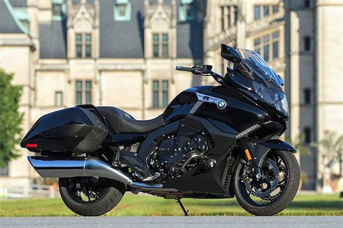 Bảng giá xe máy BMW tại Việt Nam tháng 10/2018