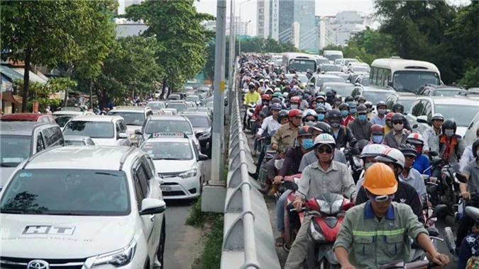 hầm thủ thiêm,sập cầu,Sài Gòn,ùn tắc giao thông