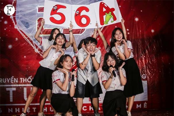 Sinh viên cơ sở II Trường Đại học Ngoại Thương: "Cháy" hết mình trong ngày truyền thống trường 