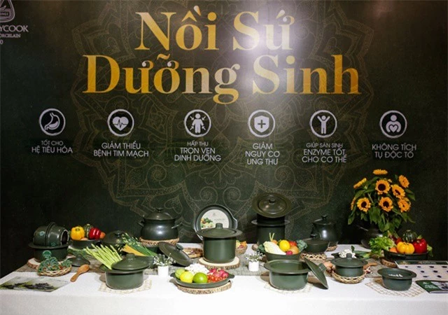 Bộ sản phẩm sứ dưỡng sinh Minh Long.