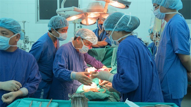 3 bệnh viện lớn ở TP.HCM hợp tác ghép tạng cho trẻ em