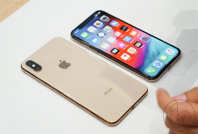Giá iPhone XS Max bình ổn mức 28,5 triệu đồng, iPhone XS vẫn ế ẩm
