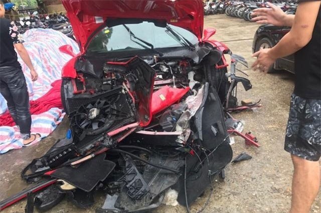 Từ vụ siêu xe Ferrari gặp tai nạn ở Phú Thọ, làm gì để được nhận bảo hiểm xe?