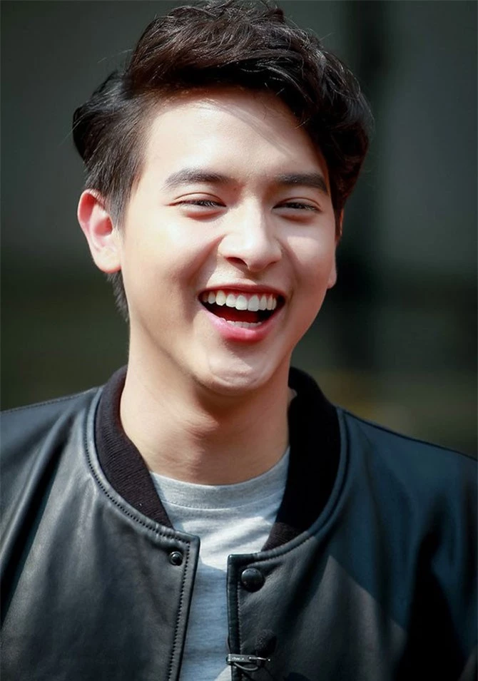 6. Jirayu Tangsrisuk (James Jirayu) - 1,5% (1,501 lượt bình chọn)