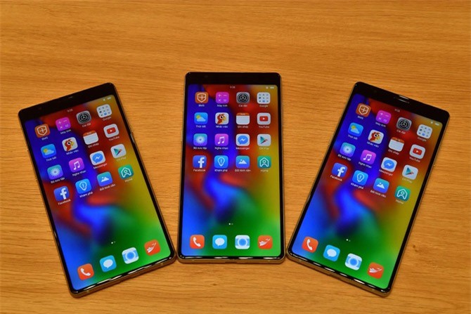 Khám phá điều khiển cử chỉ trên Bphone 3: Mượt mà, tiện ích