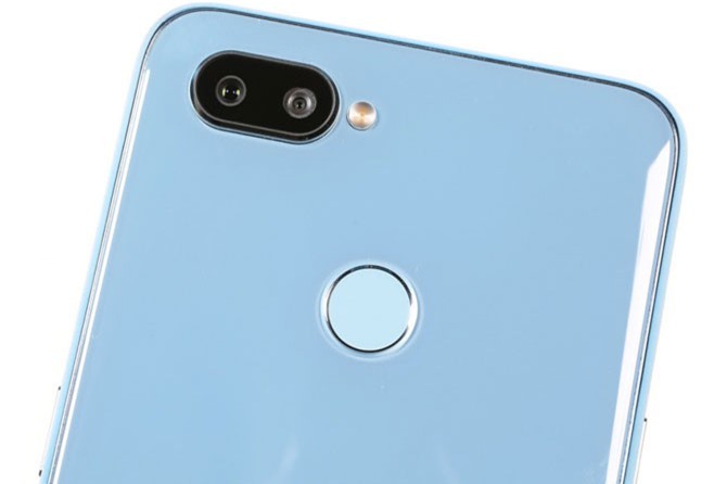 Smartphone chip S660, RAM 8 GB, giá gần 7 triệu tại Việt Nam