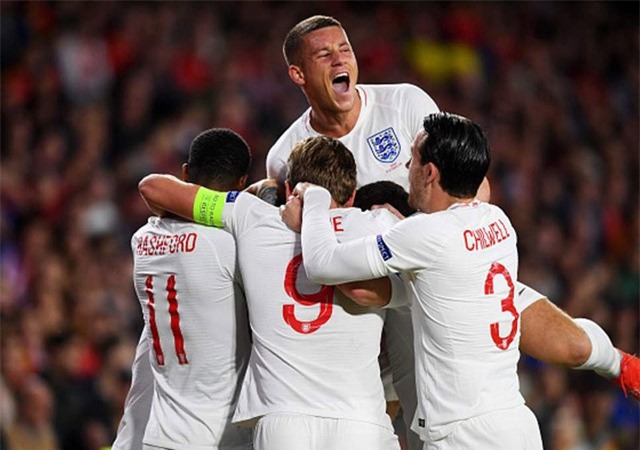 Clip: ‘Sư tử’ Anh gầm vang trước Tây Ban Nha