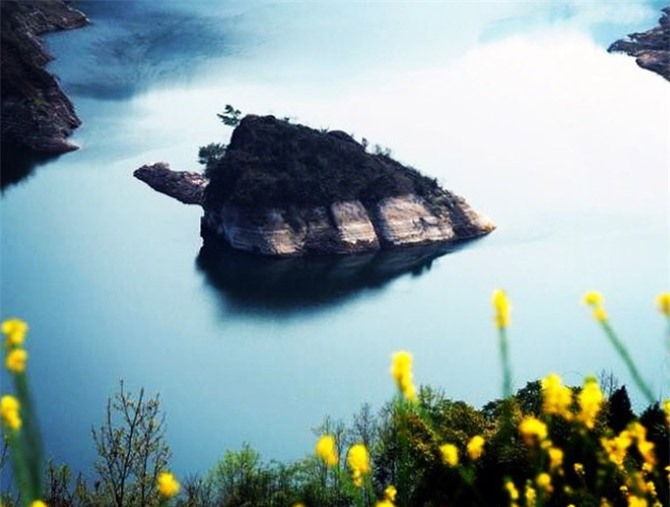 8 địa danh ngập nước độc đáo nổi tiếng thế giới