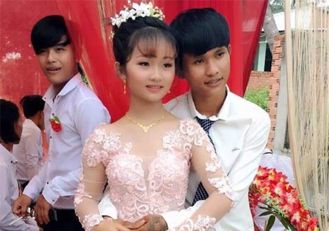 Clip: 'Phát hoảng' với đám cưới 'trai 14 - gái 12' tại Tây Ninh