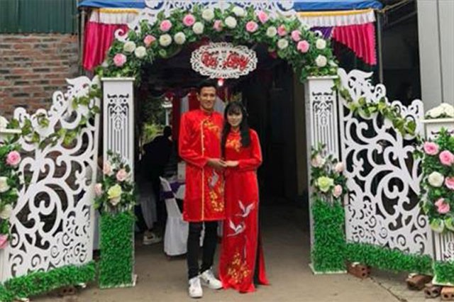 Nữ tuyển thủ Phạm Hoàng Quỳnh chuẩn bị kết hôn với tiền vệ Hồ Ngọc Thắng