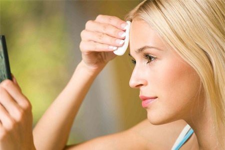 Những mẹo hay giúp khắc phục tình trạng lỗ chân lông to ngay tại nhà