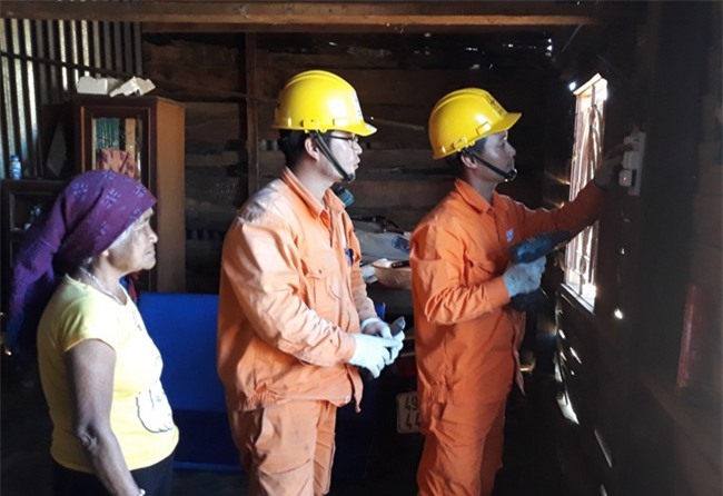 Điện lực Lâm Đồng: Chú trọng công tác an sinh xã hội ở vùng đồng bào dân tộc