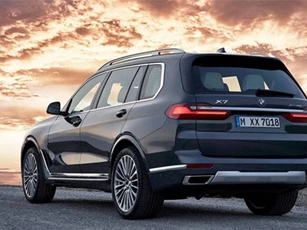 Cận cảnh BMW X7 2019 rộng rãi, cơ bắp và mạnh mẽ hơn