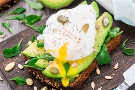 Chế độ ăn ít chất béo giúp cải thiện trí nhớ và tăng tuổi thọ