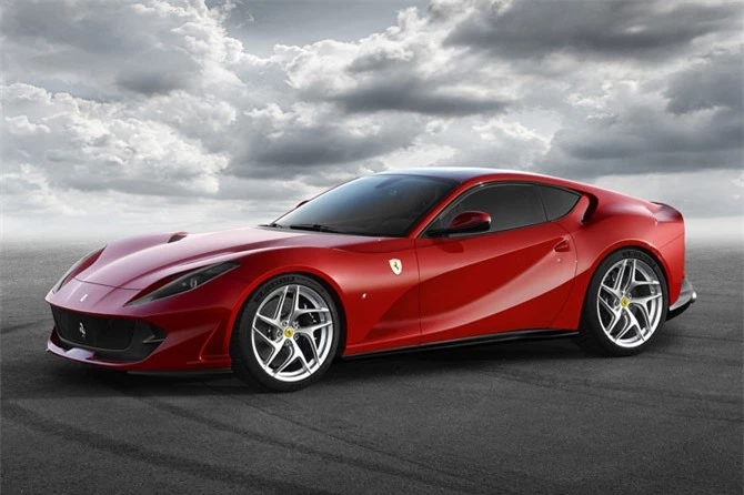 7. Ferrari 812 Superfast. V12 6,5 lít, sản sinh công suất tối đa 789 mã lực, mô-men xoắn cực đại 718 Nm.