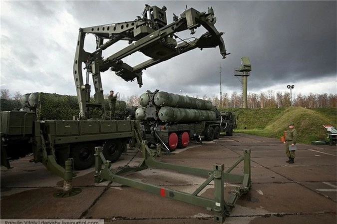 S-400 Triumf – ‘Rồng lửa’ bảo vệ nước Nga từ vũ trụ - ảnh 7