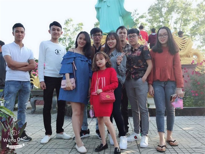 Thiếu nữ Gia Lai 19 tuổi bị nhầm là trẻ con vì cao 1,25 m, nặng 25 kg