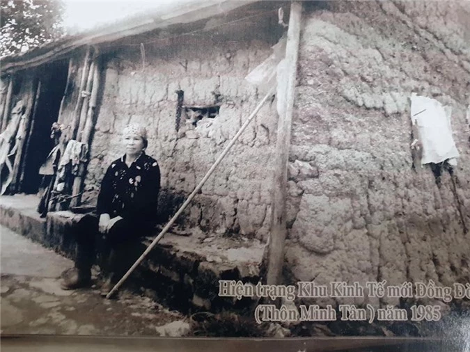 Những căn nhà thủa mới đến vùng kinh tế mới Đồng Đò, nay là thôn Minh Tân (Ảnh người dân cung cấp) Những căn nhà thủa mới đến vùng kinh tế mới Đồng Đò, nay là thôn Minh Tân (Ảnh người dân cung cấp)