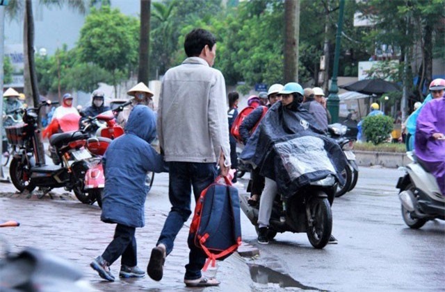 Dự báo thời tiết 20/10: Mưa, lạnh tiếp tục ở Hà Nội