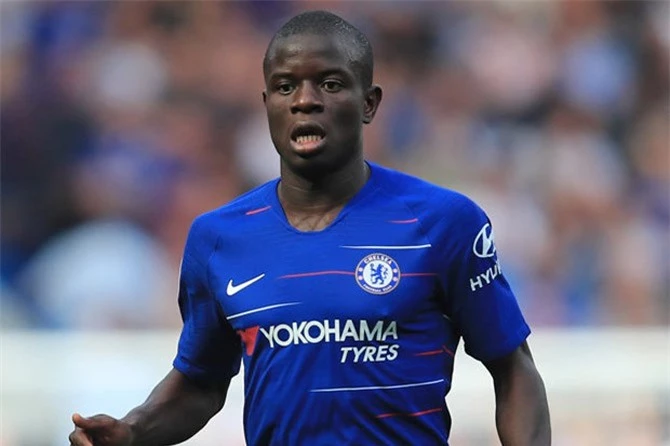 Tiền vệ: N'Golo Kante 