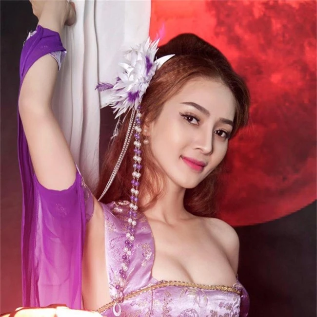 nhan sac ban gai 9x xinh nhu hoa hau duoc ho viet trung &quot;giau kin&quot; 3 nam qua hinh anh 14